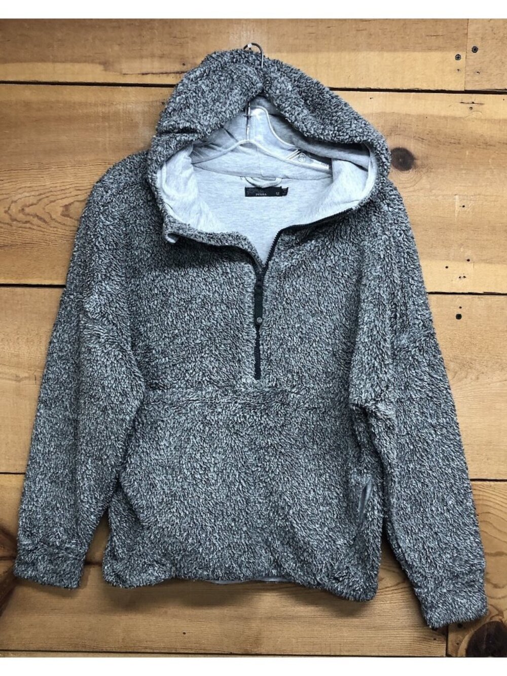 Prana Permafrost Fleece Hooded Womens Size Medium Fuzzy Casual Gray 1/2 Zip